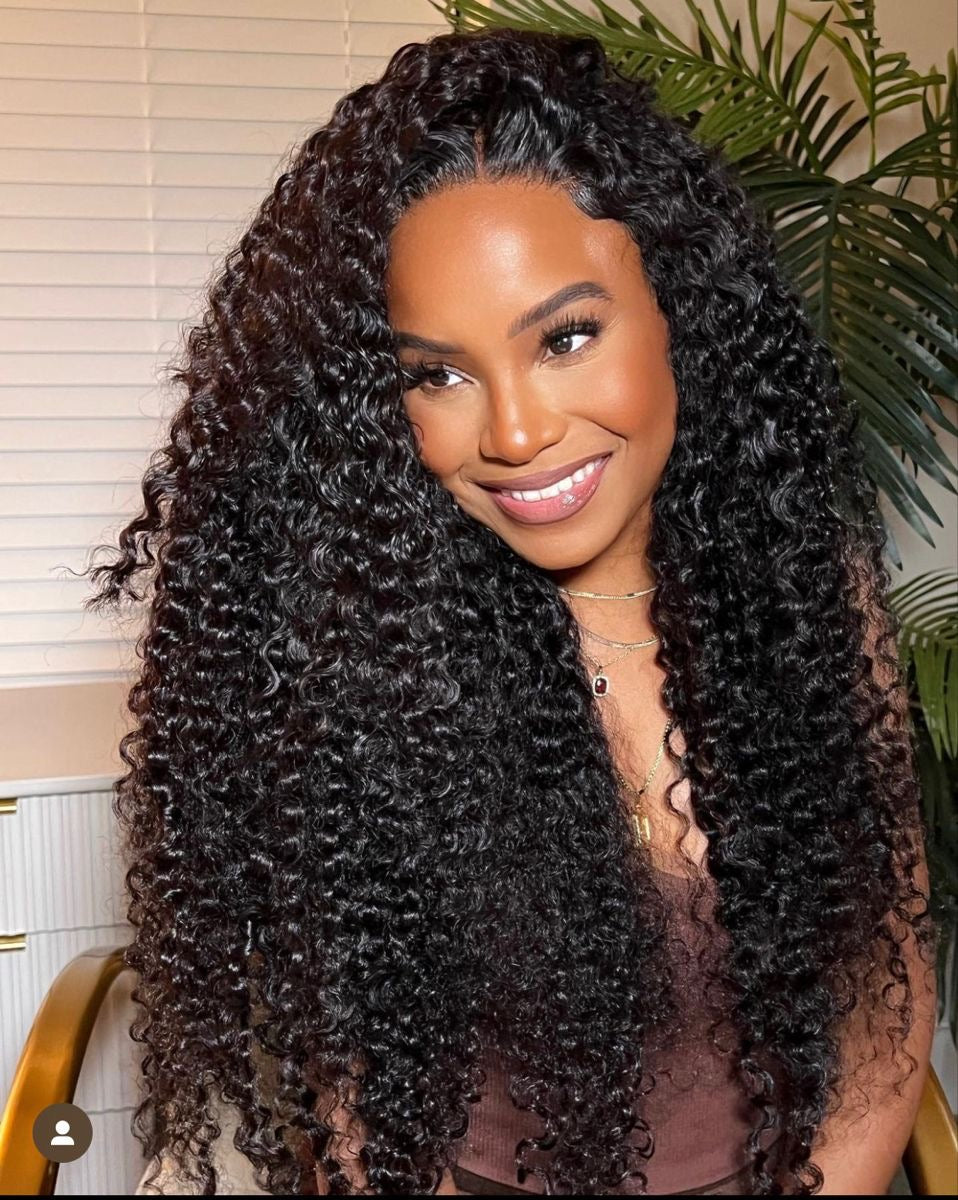 Cabelo kinky curly